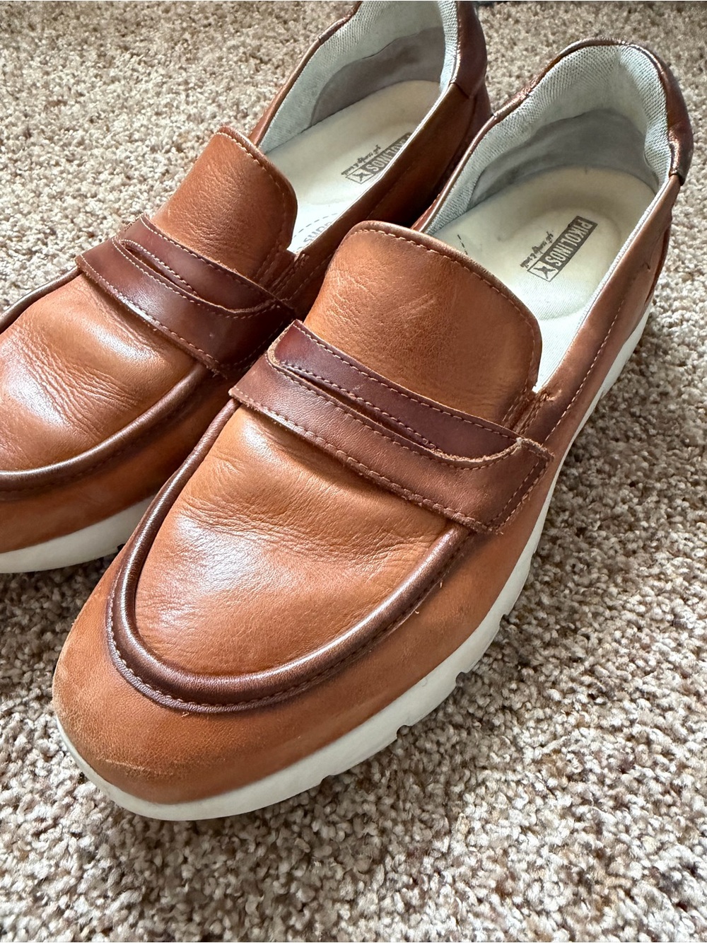 PIKOLINOS Women's Tan Leather Slip-On Loafers